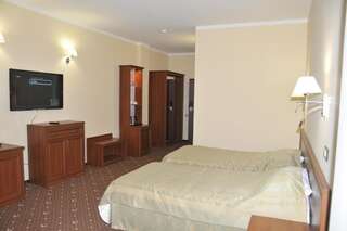 Отель Hotel Westa Дзержинск Двухместный номер бизнес-класса с 1 кроватью или 2 отдельными кроватями-2